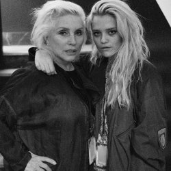 forever-blondie:  Debbie Harry and Sky Ferreira