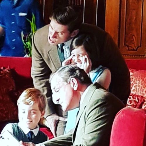 georgiehart47_ Act natural they said!  @bonhughbon @therealleech @downtonab