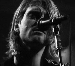 https://69.media.tumblr.com/8c1741bc30a82ed466e244ea13347401/tumblr_mzm0r1fDZm1qm3lsgo1_250.gif