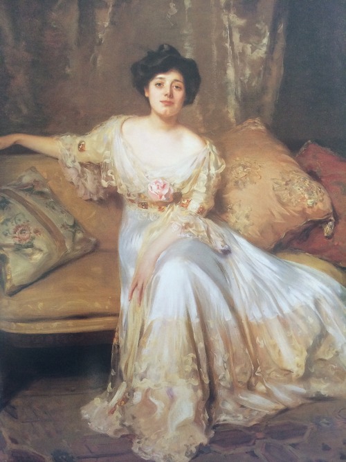 Miss Julia Marlowe (1901). Irving Ramsey Wiles (American, 1861-1948). Oil on canvas. National Galler