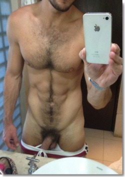 daddysbottom:  Hey, check out my new iPhone! It’s a beaut, isn’t it?