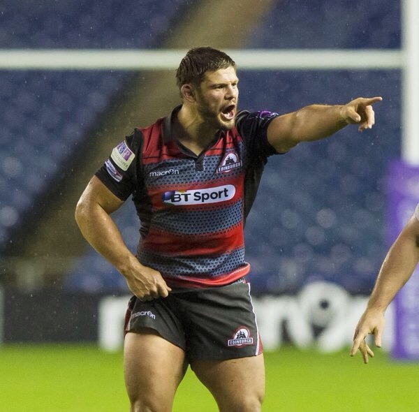 rugbyfan84: Ross Ford ðŸ˜ðŸ’ªðŸ»  The man is bulging out everywhere.