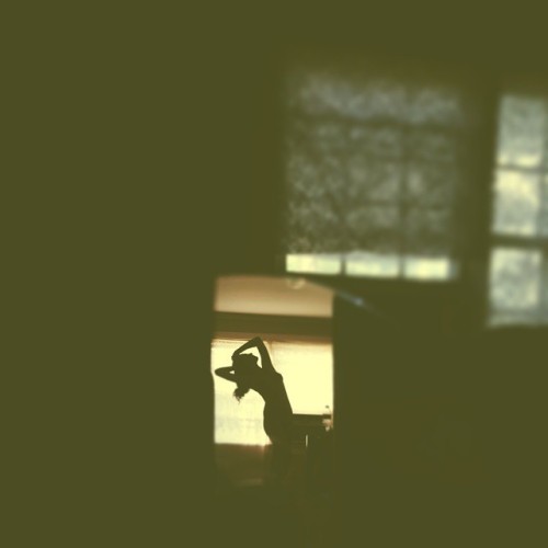 missm4caroni:  Rejected self.  After play not so sure about the rejection  so … 6/2 of 31  Mind you this is taken off the reflection of my call of duty game disc sticking outta my xbox1