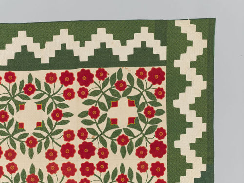 heaveninawildflower:Rose Wreath Quilt (circa 1850). Cotton, silk, wool.Made in Baltimore, Maryland, 