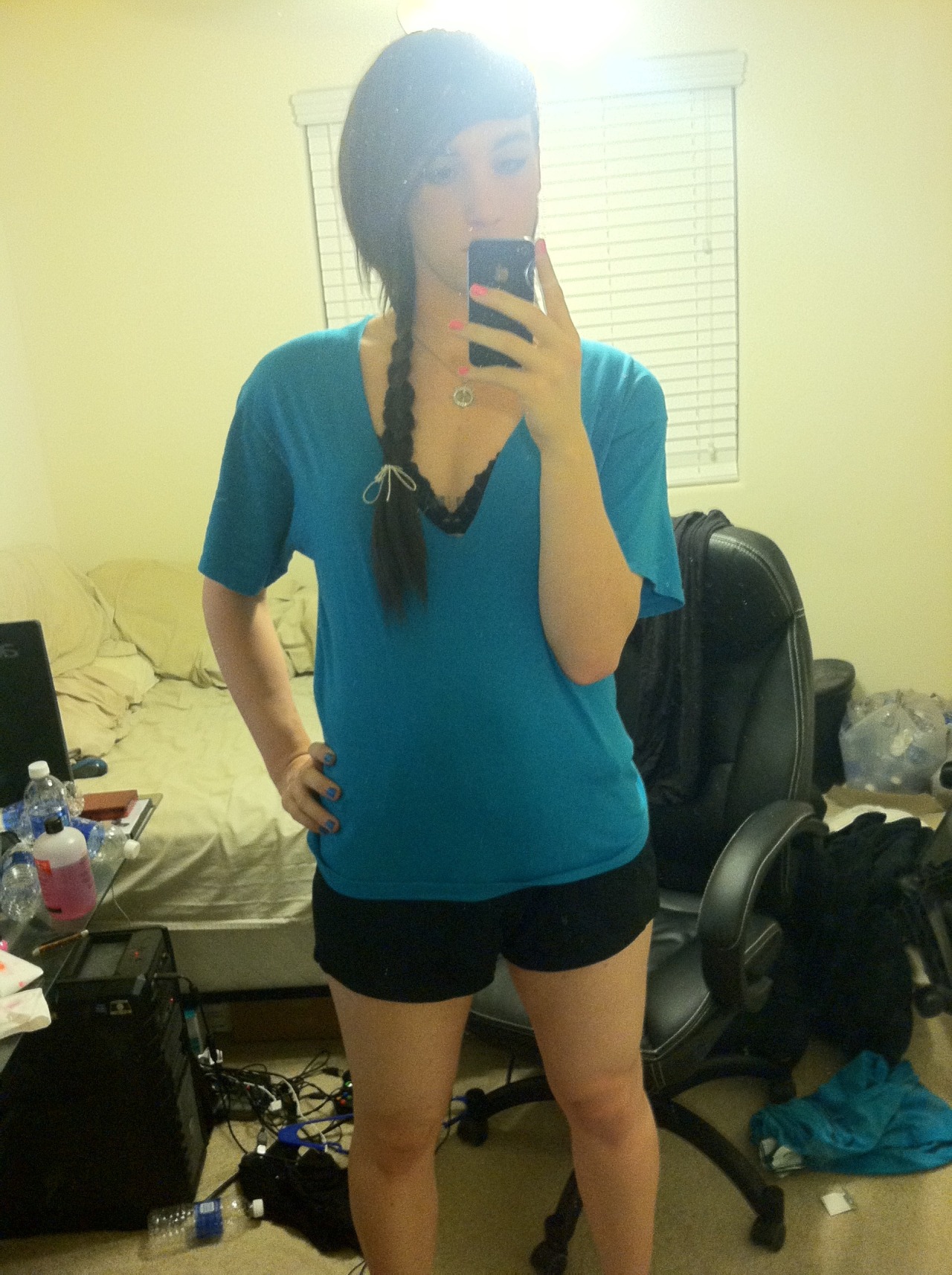 missrachelnoel:  Cut up one of my old shirts, thought it turned out nice 