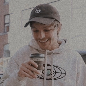 ➵ Louis Icons + Harry Headers. ♡