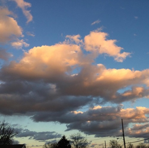 I Always Believe That The Sky Is The Beginning Of The Limit-MC Hammer. Yeah, Me Too.I Know I Post A Ridiculous