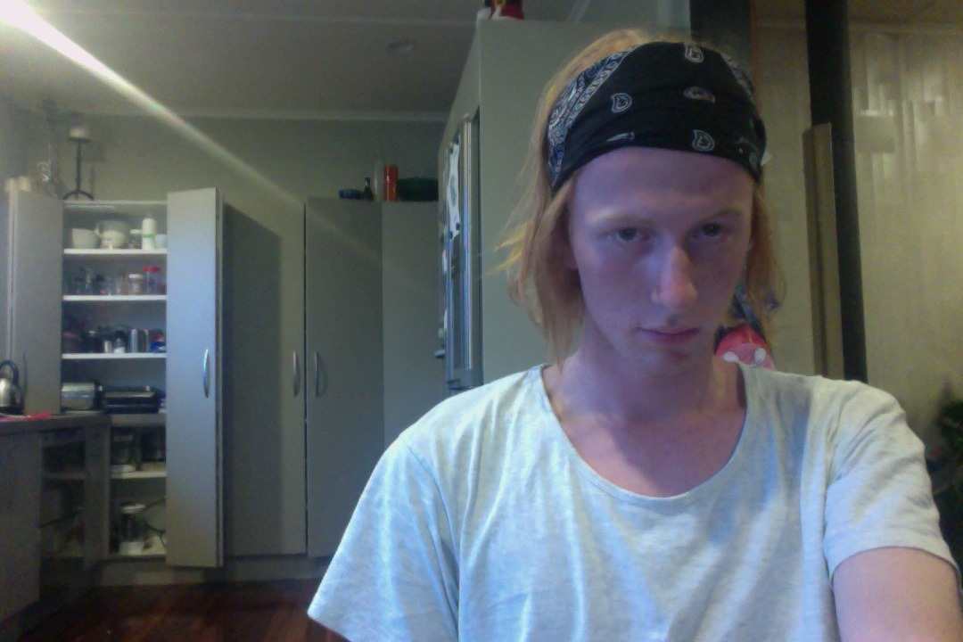 fionnbharr:  how i look when i wanna kill myself  nawwww finny don&rsquo;t be