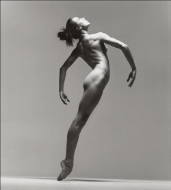 void-dance:  Sylvie Guillem by Richard Avedon