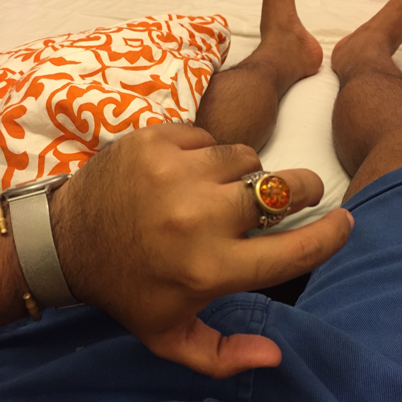 demvisualfeels:New ring and my favorite oversized denim shorts