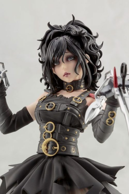 ohnoraptors:  Edward Scissorhands Bishoujo Statue   I need~ 