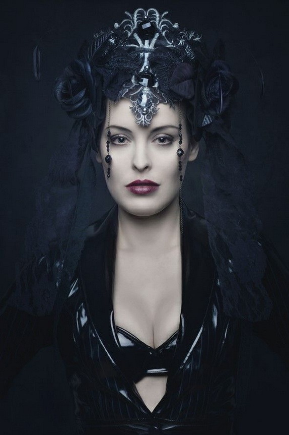 victorian-goth:  Victorian goth