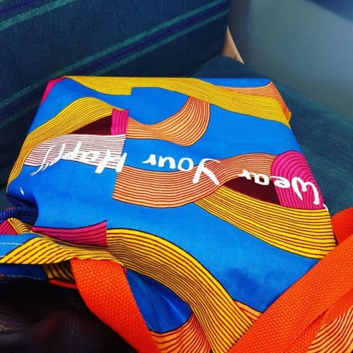 Look at how much my #WearYourHappy #tote brightens up this train?! #handmade by @reddskinuk #handmad