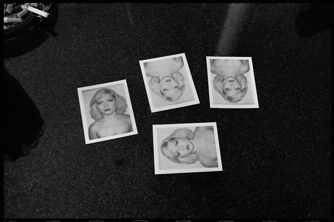 pristine-impurity:  Debbie Harry polaroids by Andy Warhol c. 1980 (pic taken by Chris