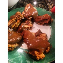 tesslifts:  Baked chocolate chip cookie dough quest covered in better’n chocolate peanut butter. No words.