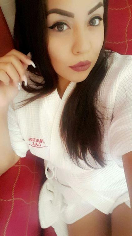 latinashunter:  Perfect Beautiful Latina.