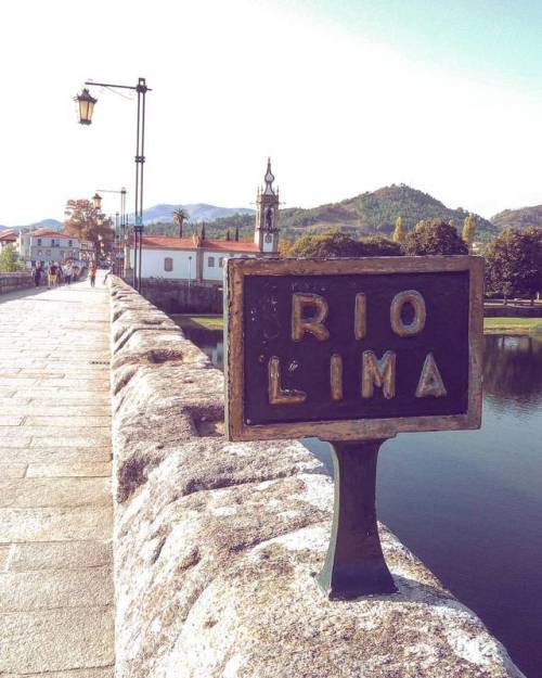 Lima river . . . . #pontedelima #riolima #minitrip #norte #portugal @visitpontedelima @pontedelima