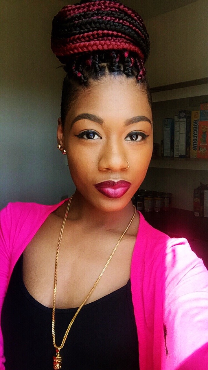 longlegzshorttemper:  I get perfect lighting in my pantry
