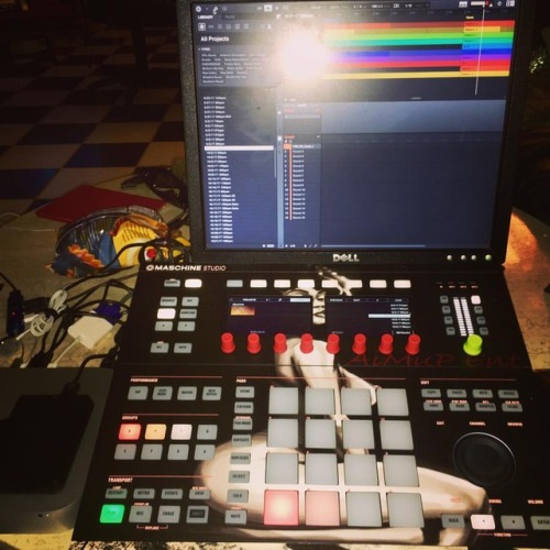 Even when I’m away from the crib I make music. #thismusic #maschine #workin #funky #afrofunk #clutter