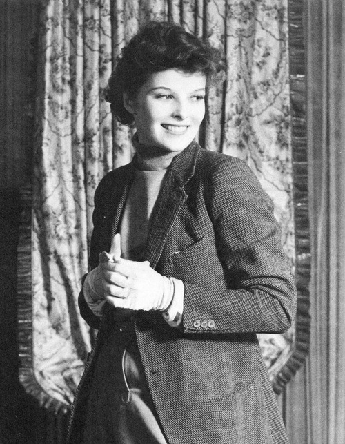 kivrin:thehappyhypocrite:Katharine Hepburn in The Lake, 1933@oldshrewsburyian I think you need to se