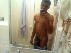 nudeselfshots-blackmen.tumblr.com post 45528441606