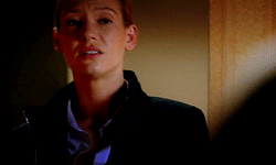 lari-elassea:  Olivia Dunham in season 4 [part one]