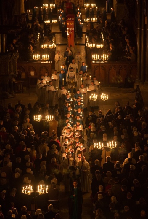 thebritishnobility:The interior of Salisbury Cathedral is illuminated by candles during the annual &