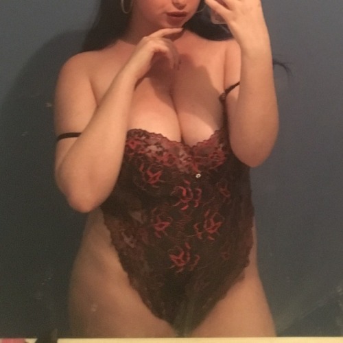 bloatedbbygirl:Vintage 90s lingerie is the cutest🌹🌹