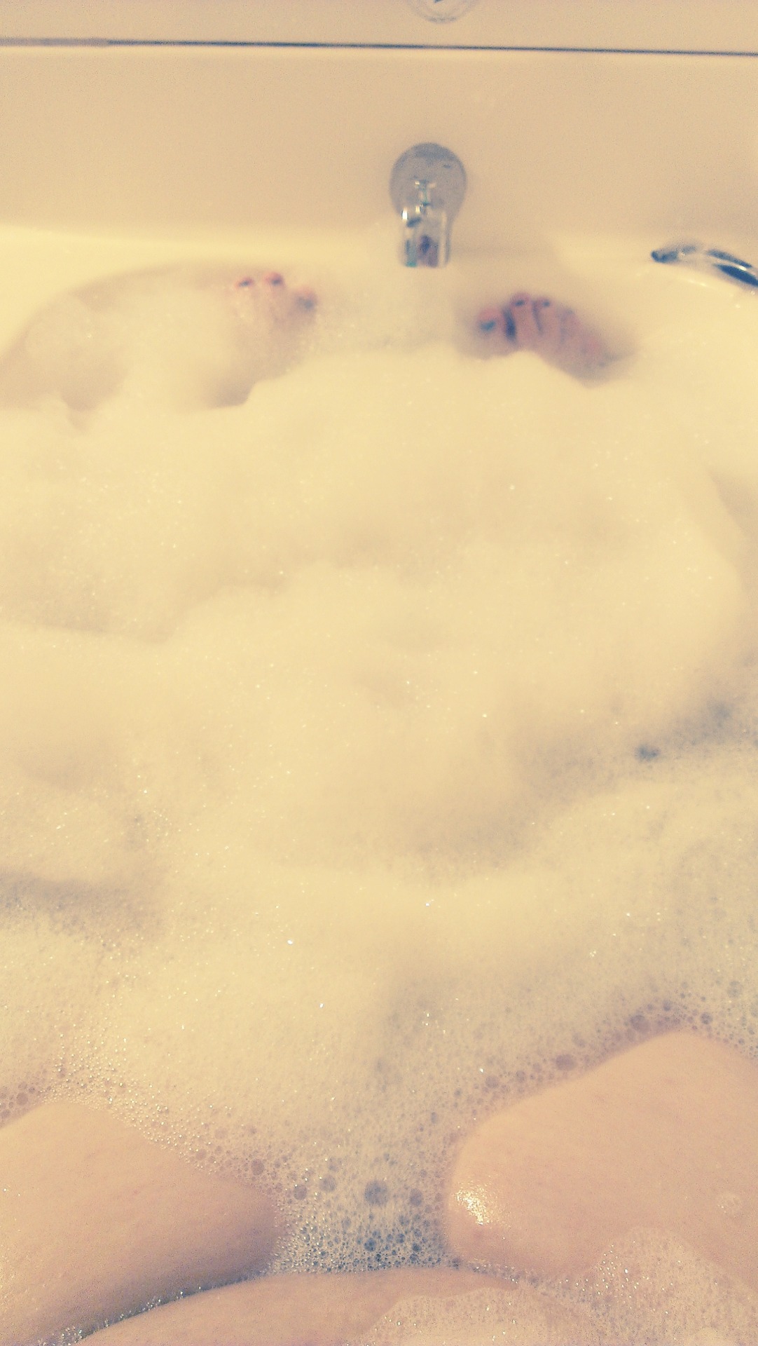 labellaashley69:  The first way i ever masturbated was with a hand-held shower head