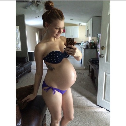 pregnantteens: Pregnant teen selfie.—G2A - Game keys and more! - www.g2a.com/r/pmaxim