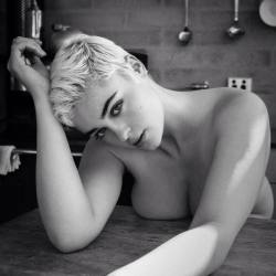 jus-a-dash:  WCW: Stefania Ferrario