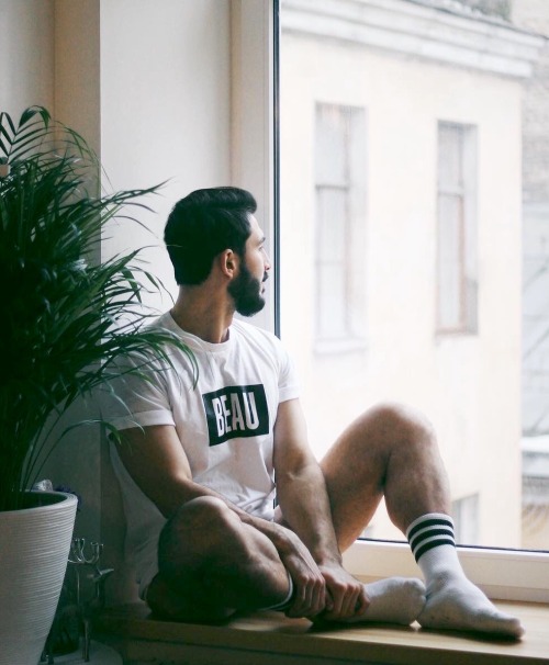luz-natural:  Indoor warmth @nusrulla_s