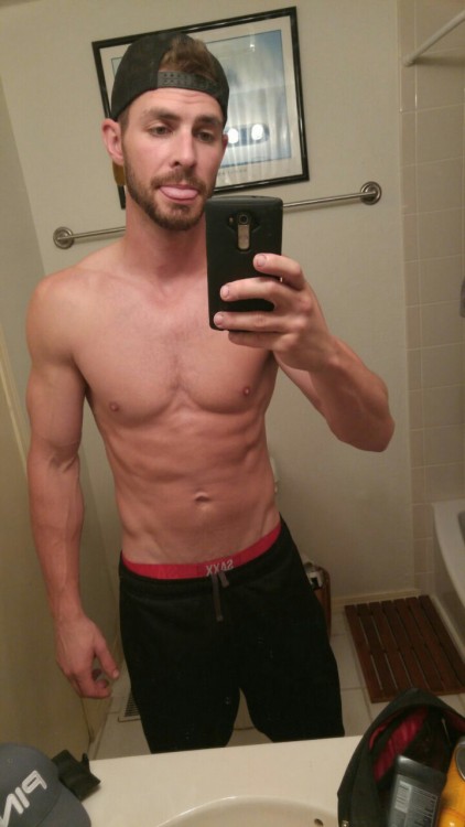 straightdudesnudes:  Danny is a tall hot stud with a nice hard body and extremely handsome looks. Al