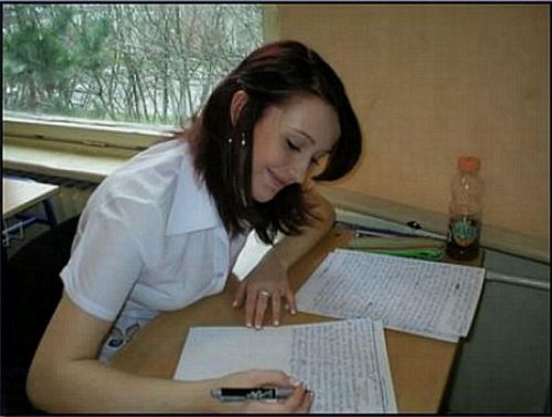 schooluniformpunishment:  oprintesa:  schooluniformpunishment:  A naughty girl in detention writting