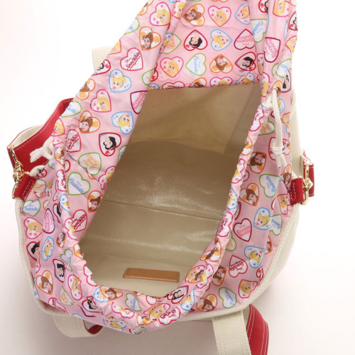 Designer Disney Princess tote bags, by Samantha Thavasa. Price: ￥19,224AuroraCinderellaBelleSnow Whi