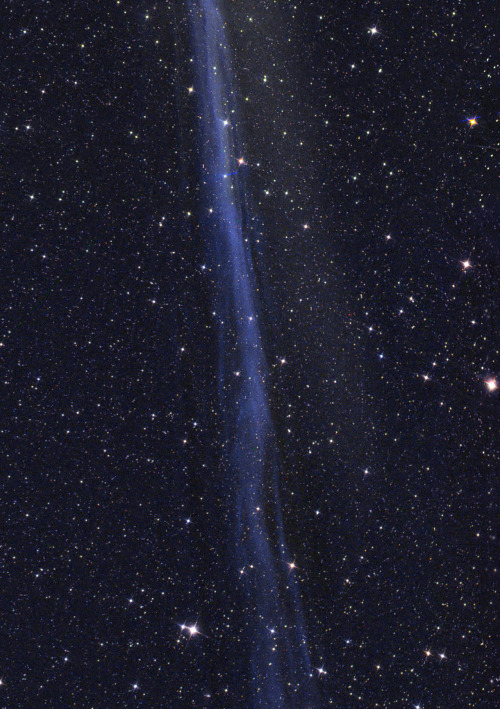 infinity-imagined: Comet Lovejoy approaching the Sun, photographed on December 13th, 2013 by Gerald 