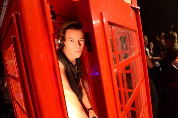 direct-news:  One Direction Celebrates 1D Day with Global Fan Event. (23/11/13) 