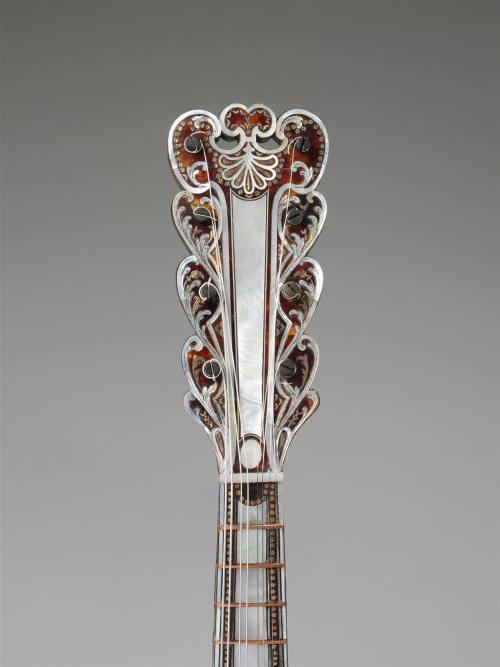 drawpaintprint: Antonio Vinaccia (Italian, active 1754–1781)Mandolin, 1781Spruce, tortoiseshel