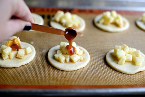 Porn foodffs:  Caramel Apple Hand Pies Really photos