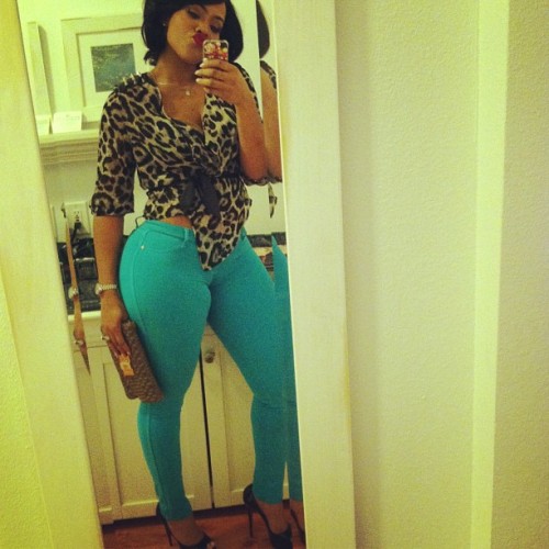 Red Bottoms x Jeans x Mega Ass w/Deelishis (Im in love with this chick i swear)