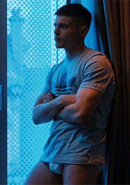 hotgaycelebs:  Chris Mason Sexy Underwear Gifs