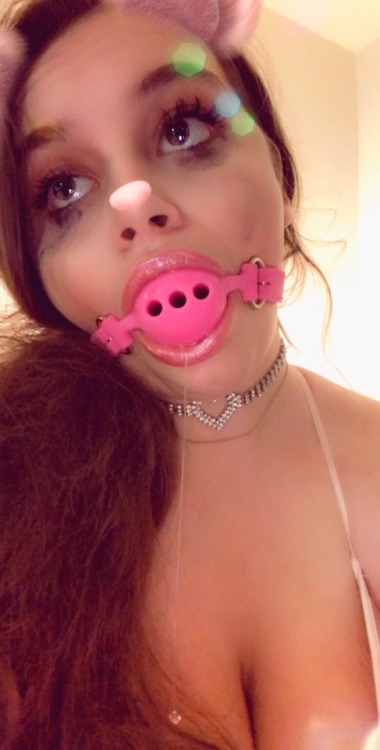 acabarprincess: she leave me sloppy see more of me, spoil me, my manyvids