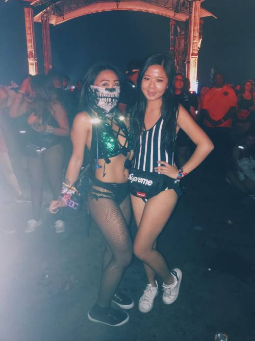 thisdorkjessica: I miss the people the most at EDC