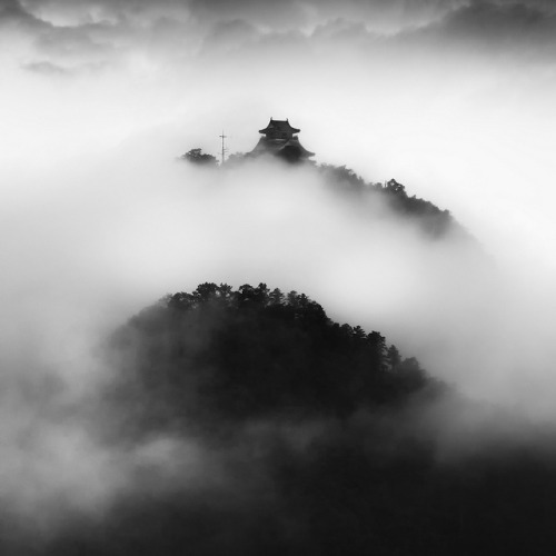 clouds over Gifu castle, 2 by StephenCairns on Flickr.