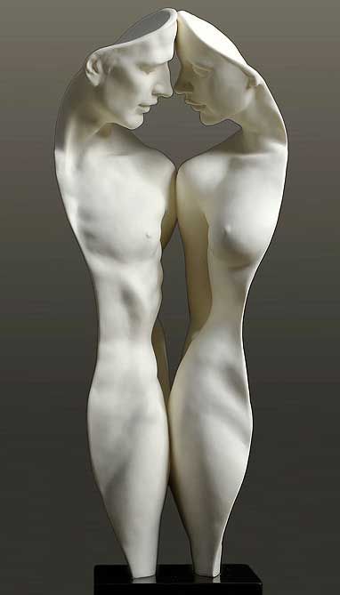 sixpenceee:  We Two - Parian II Sculpture. Artist Gaylord Ho (Source) For more posts, visit sixpenceee.com