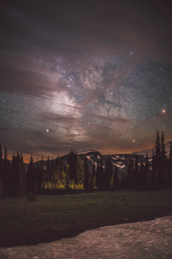 expressions-of-nature:  Milky Way, Mt. Rainier