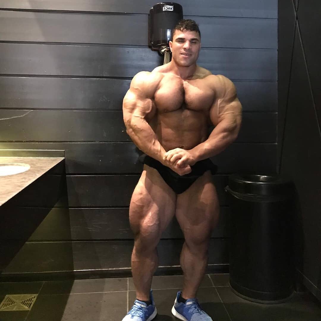 Hassan Mostafa - 5 and a half weeks out at the Oxygen Gym minus the Oxygen “Magic