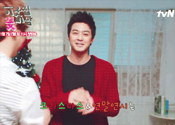 dooleycouple:        Christmas greetings from the cast of "Flower Boy Next Door"