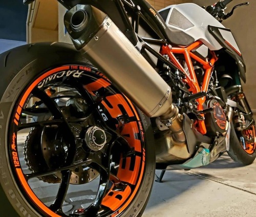  Kundenfoto von @kumaken_1290sdr customer photo - KTM SuperDuke 1290 - “BEAST” Design by