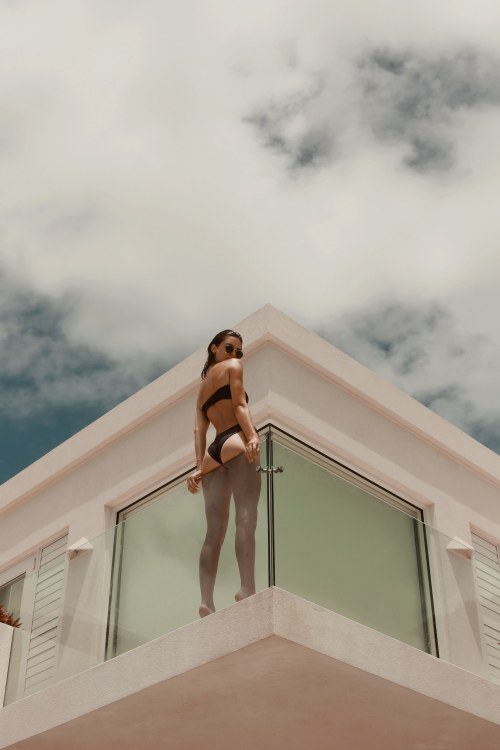 allthingskendall:Kendall in Turks & CaicosPhotographed by Renell Medrano for WMagazine.com